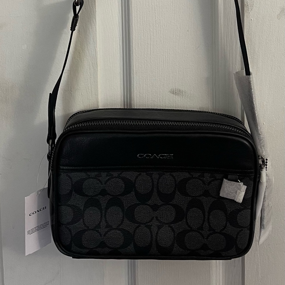 NWT Graham Crossbody Signature Canvas   Gunmetal/Charcoal/Black
